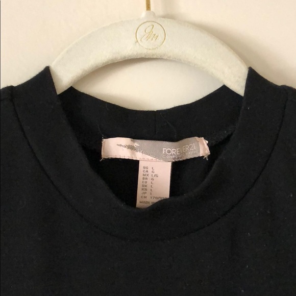 Black mock sleeveless top - Picture 2 of 3